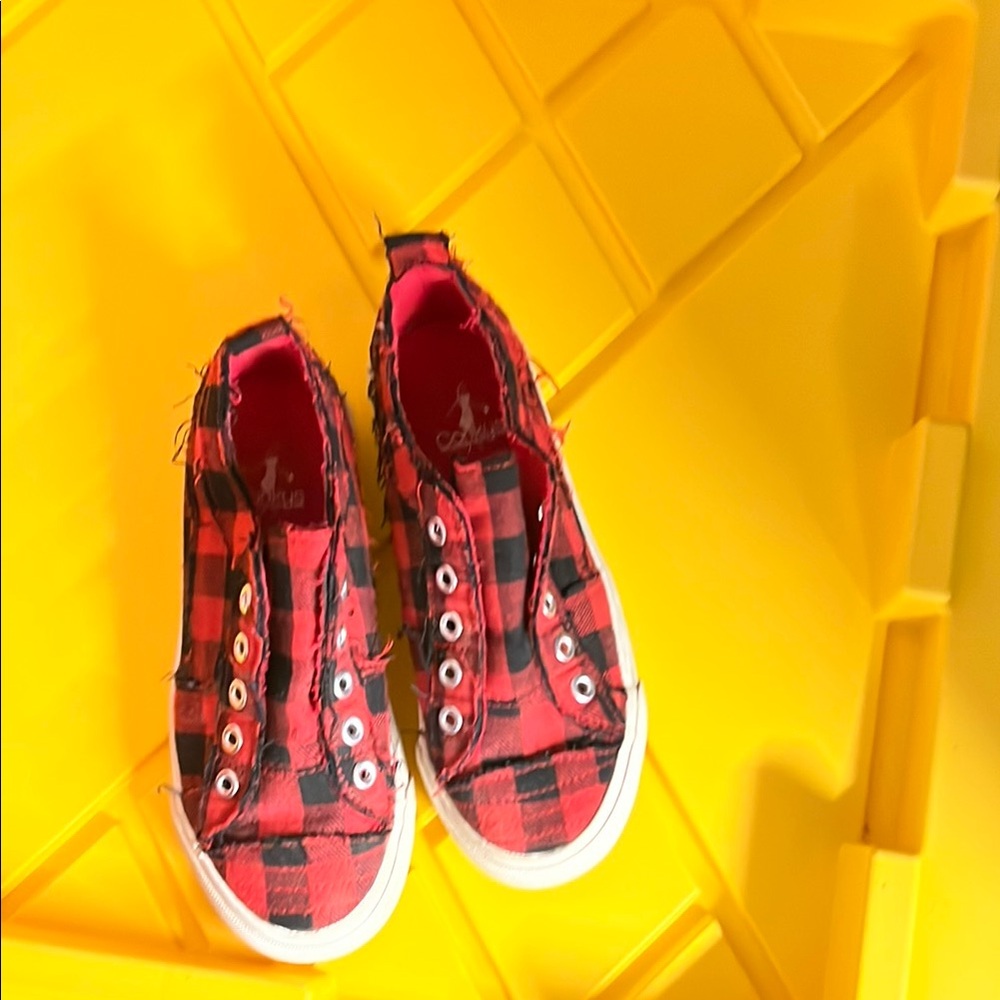 Red and Black Plaid Low-Top Sneakers